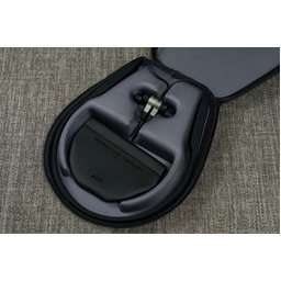 KEF Porsche Design Motion One