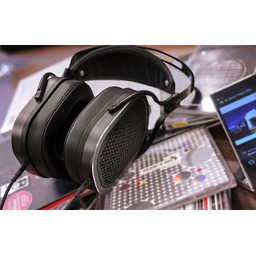 Acoustic Research AR-H1 